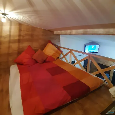 Pokoj Z Antresola Chełmno Exterior foto
